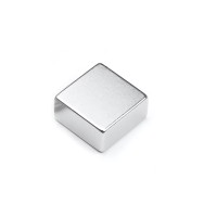 Magnet neodim bloc 20 x 20 x 10 mm N45 sustine 12 kg