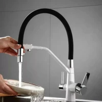 Baterie Bucatarie cu 3 Cai Pipa Flexibila Alama Sanitara Alb - Negru Baterie Bucatarie cu 3 Cai Pipa Flexibila Alama Sanitara Alb - Negru